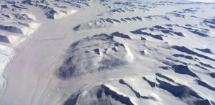 World’s Largest Volcanoes Are Hidden Beneath Antarctica Ice Sheet – Are They Still Active?