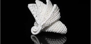 Printed ceramic origami mimicking the Sydney Opera House. Credit: City University of Hong Kong