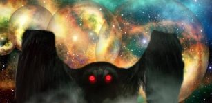 Mothman - Bizarre Flying Creature Sighted In West Virginia – A Visitor From Another Realm?