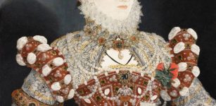 Queen Elizabeth I Was Identified As Author Of Tacitus's Annales Translation