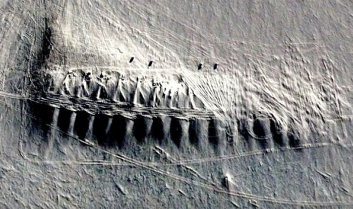 Mysterious Structure In Antarctica Vanished From Google Earth – Maybe For A Reason