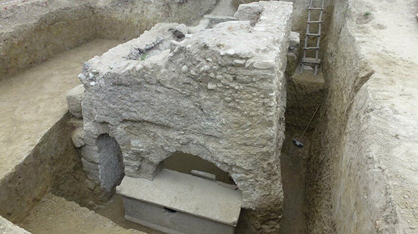 2,000-Year-Old Historical Tombs Unearthed In Close Vicinity To Ancient City Of Laodicea 