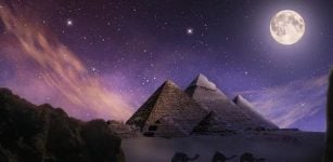 Did studies of eclipses help Egyptians to build their pyramids?