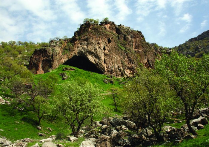 'Flower Burial' And Shanidar Cave With Neanderthal Remains Who Lived 70,000 Years Ago