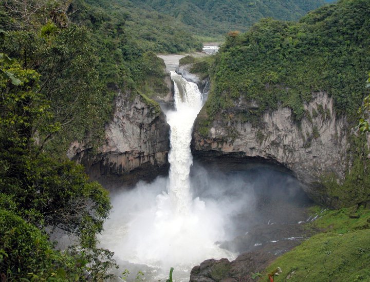 Mysterious Giant Sinkhole Has Destroyed Tallest Waterfall In Ecuador