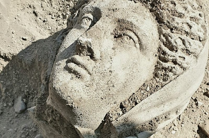 3rd-Century Statue Discovered In Ancient City Of Perge, Antalya, Turkey