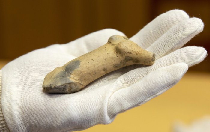 Fragments Of 6,500-Year-Old Figurine Of ‘Venus of Egerszeg’ - Unearthed