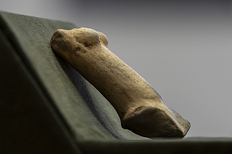 Fragments Of 6,500-Year-Old Figurine Of ‘Venus of Egerszeg’ - Unearthed