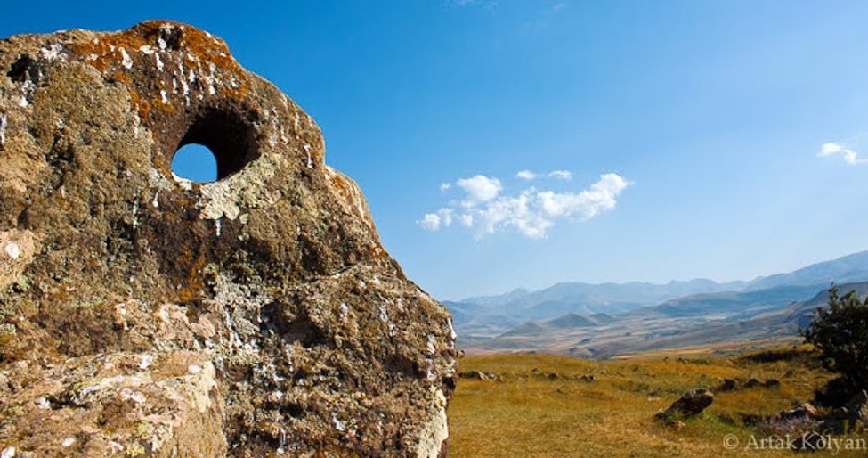 'Armenian Stonehenge': 30 Unknown Stones In Carahunge Complex - Surveyed