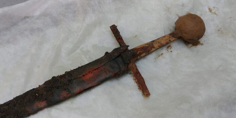 Unique Medieval Perfectly Preserved Sword Found In The Odra River, Poland