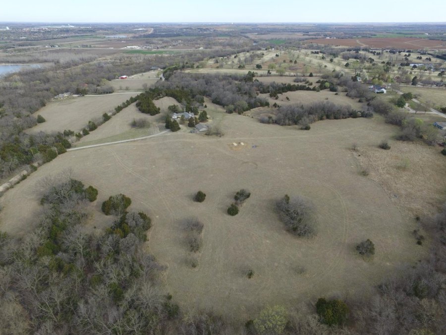 Large Earthwork At Wichita Site In Kansas - Is It Long-Lost Native American City Of Etzanoa?