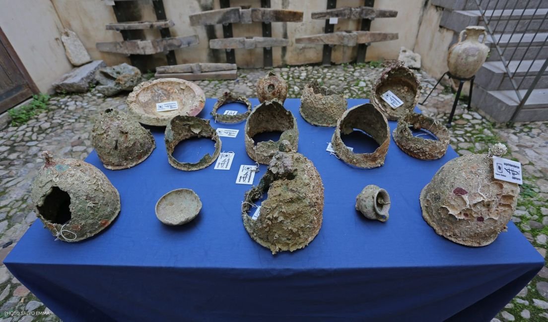 Underwater Artifacts Shed New Light On Battle Of The Egadi Islands Between Romans And Carthage