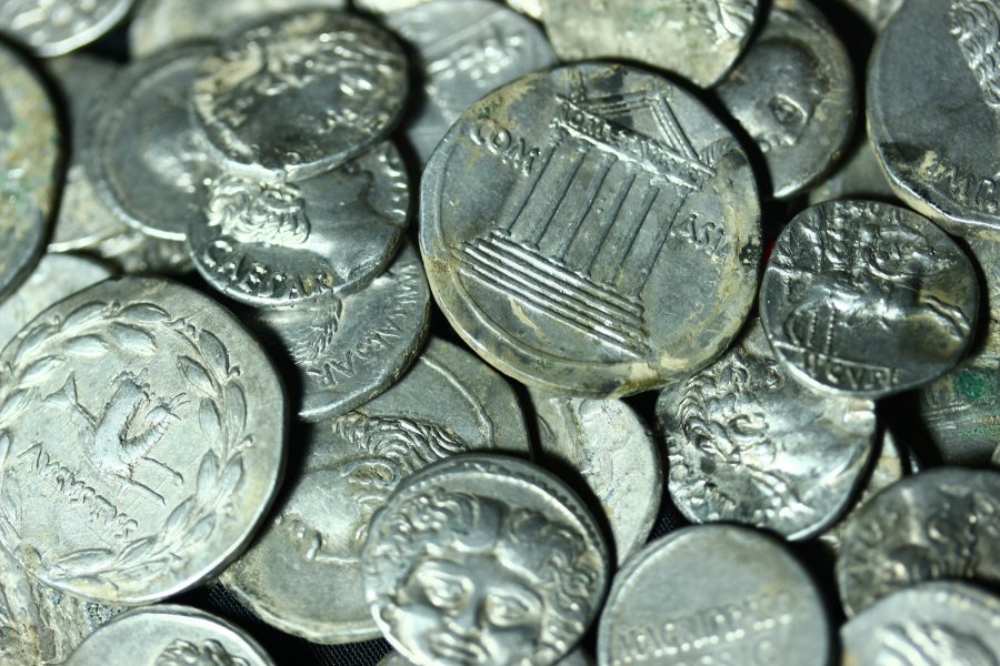 A close-up of the coins in the ancient city of Aizanoi, Kütahya province, western Turkey, Jan. 27, 2020. Image credit: AA