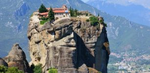 Magnificent Meteora And 'Suspended In The Air' Greek Monasteries