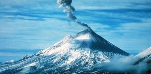 Pavlof Volcano, Alaska