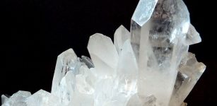 Exotic Property Of 'Ambidextrous' Crystals Points To New Magnetic Phenomena