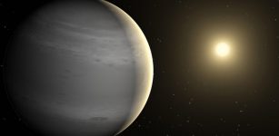 A gas giant exoplanet that orbits a G-type star, which is similar to TOI-2180 b. Credit: NASA