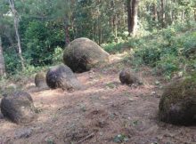 Jars at Herakilo site. Credit: Tilok Thakuria