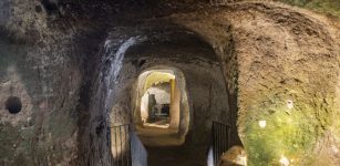 Underground Orvieto - Etruscan 'City Under A City' With Labyrinth, Tunnels, Pyramidal Structures, Oil Mills And Water Supply