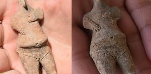 7,800-Year-Old Female Figurine Unearthed In Ulucak Mound, Turkey's Izmir
