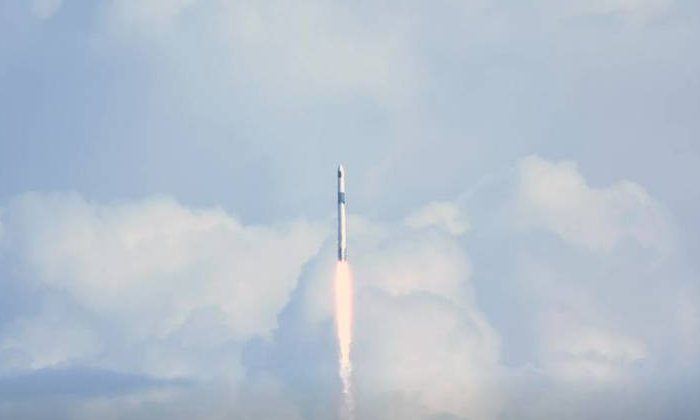 SpaceX’s Falcon 9 rocket, with the Dragon spacecraft atop, soars into the sky from NASA’s Kennedy Space Center in Florida at 2:20 p.m. EST on Nov. 26, 2022, for the 26th commercial resupply services mission to the International Space Station. SPORT and petitSat were aboard the spacecraft. Credits: NASA