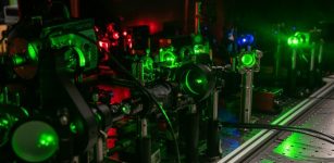 The quantum microscopy by coincidence (QMC) apparatus. Credit: Caltech