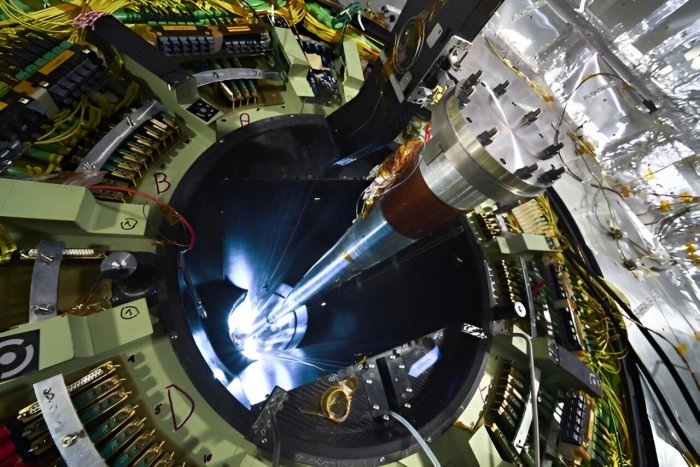 Large Hadron Collider Advances Search For Magnetic Monopole