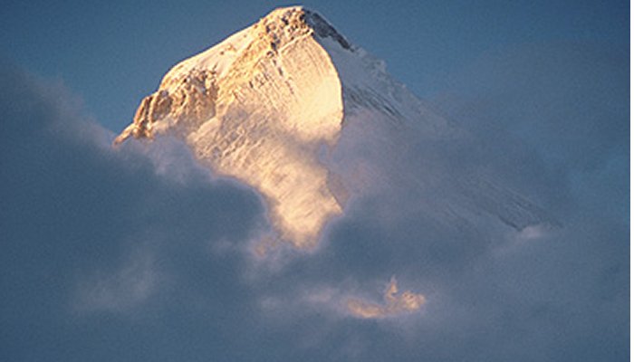 Study Uncovers How Gold Is Formed In China's Tianshan Mountains