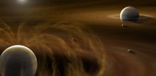 How Jupiter Cultivated More Large Moons Than Saturn
