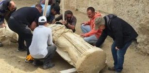 Magnificent 2-Meter Statue Of The Goddess Athena Wearing A Breastplate Decorated With Medusa Discovered In Laodicea, Türkiye