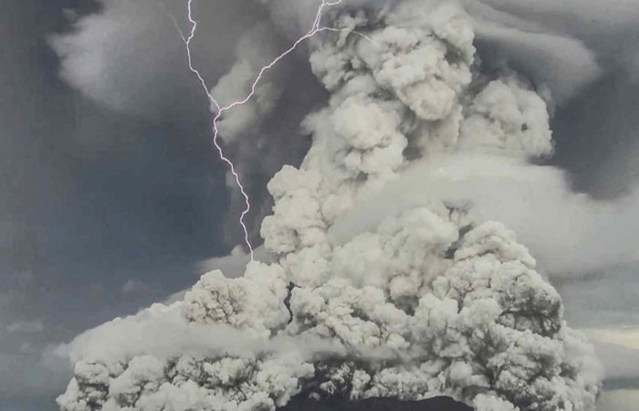 Surprising Mechanism: Volcano Cleans Up After Itself By Removing Methane From The Air